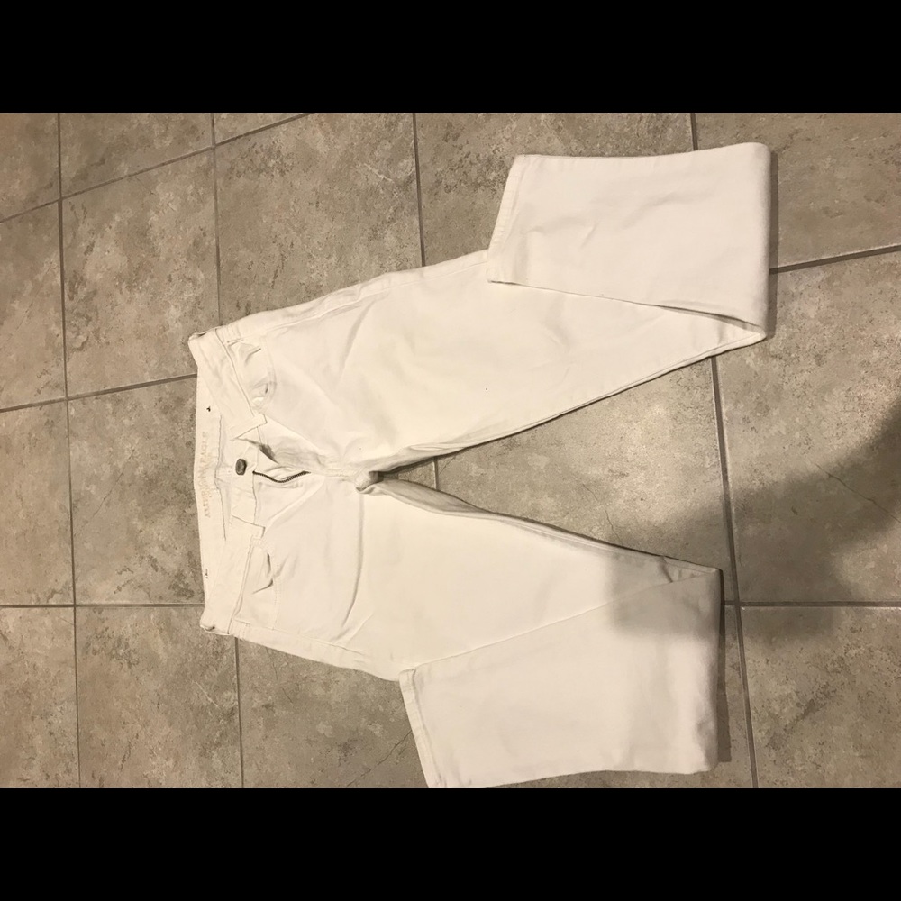 Ae size 8 white jeggings